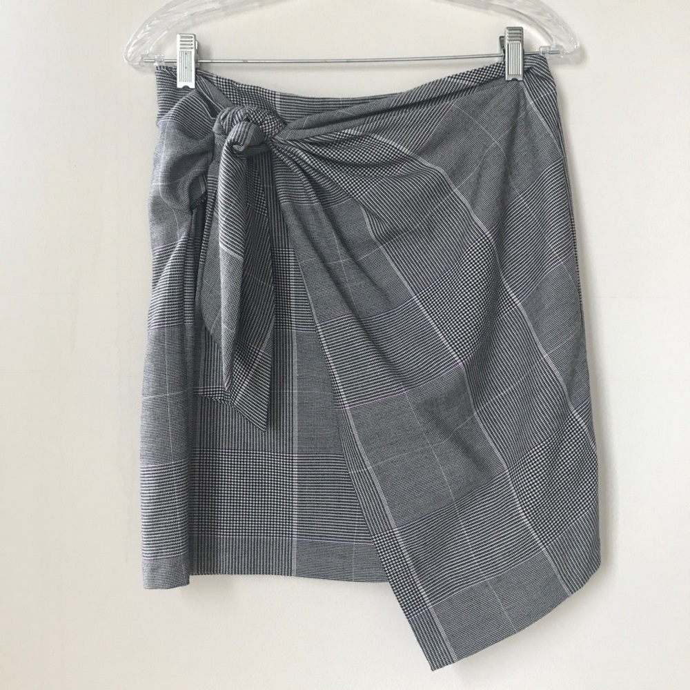 Who what wear tie skirt